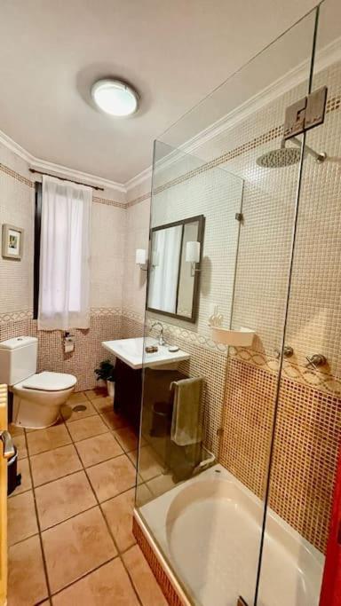 Amplio Piso En Centro Historico. Apartman Toledo Kültér fotó